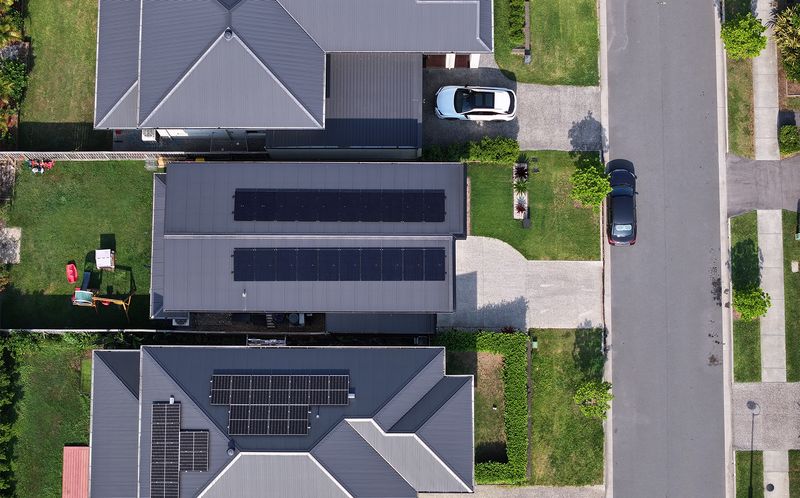 659b53af08197e3dee9a8aeb_House with Solar Panels 6-p-800 659b53af08197e3dee9a8aeb_House with Solar Panels 6-p-800